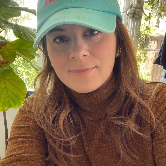 Meet your Posher, Rebecca - Picture 3 of 5